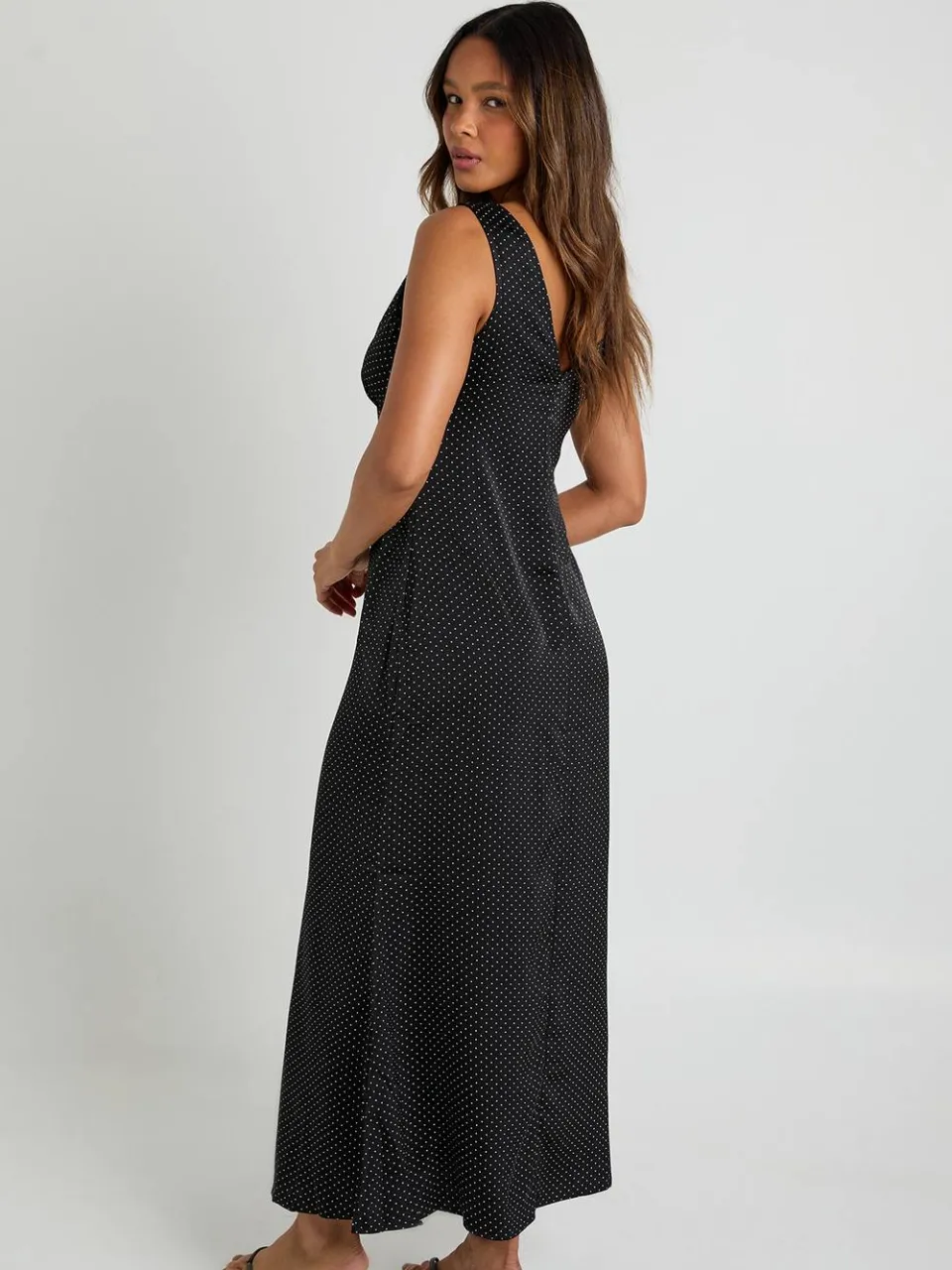 boohoo Dames Stippenprint V-hals maxi-jurk zwart, foto 2