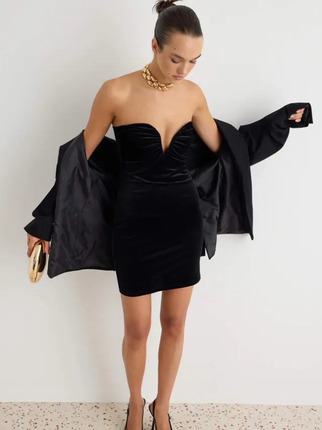Trendyol TRENDYOLMİLLA Dames Zwart Effen Kort / Mini Lang Stijlvol/Avond Bodycon Jurken