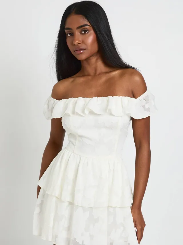 boohoo Dames Gestructureerde Bloemen Bardot Mini Jurk Ivoor