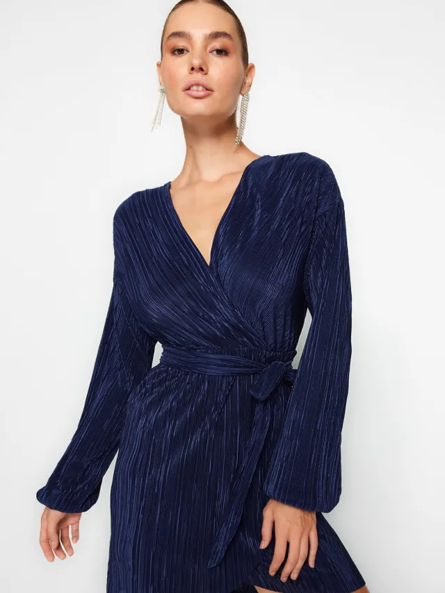 Trendyol TRENDYOLMİLLA Dames Donkerblauw Effen Kort / Mini Lang Stijlvol/Avond Bodycon Jurken Marineblauw/Blauw