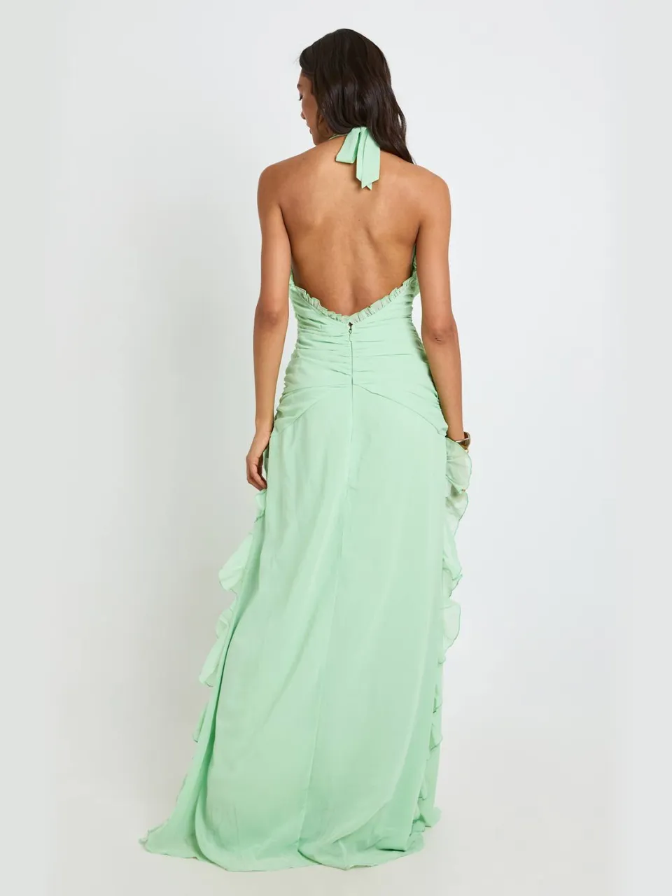 boohoo Dames Lange Chiffon Maxi Jurk Met Ruches Detail En Halternek munt, foto 2