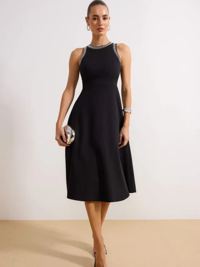 Trendyol TRENDYOLMİLLA Dames Zwart Effen Midi Mouwloos Stijlvol/Avond Skater Jurken