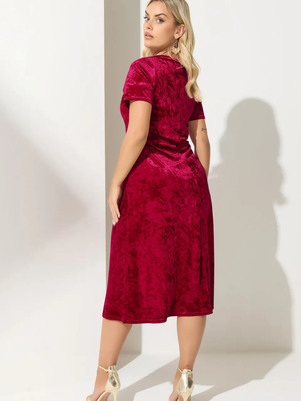 Yours London Rode Fluwelen Midijurk Met Vierkante Hals rood, foto 3