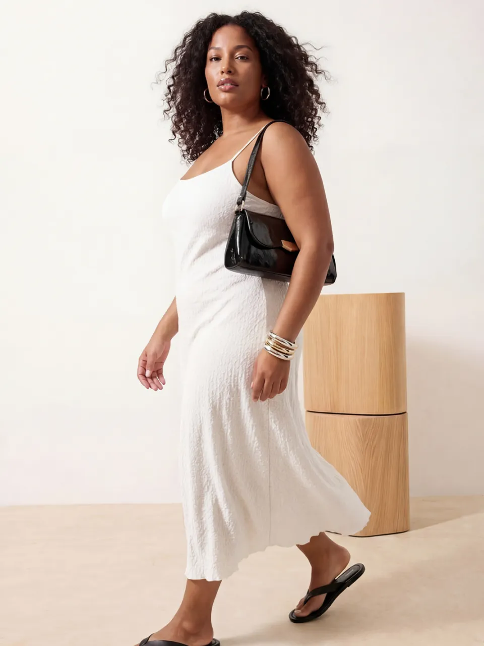 Trendyol Curve Dames Wit Effen Midi Mouwloos Casual Bodycon Grote maten Jurk, foto 2