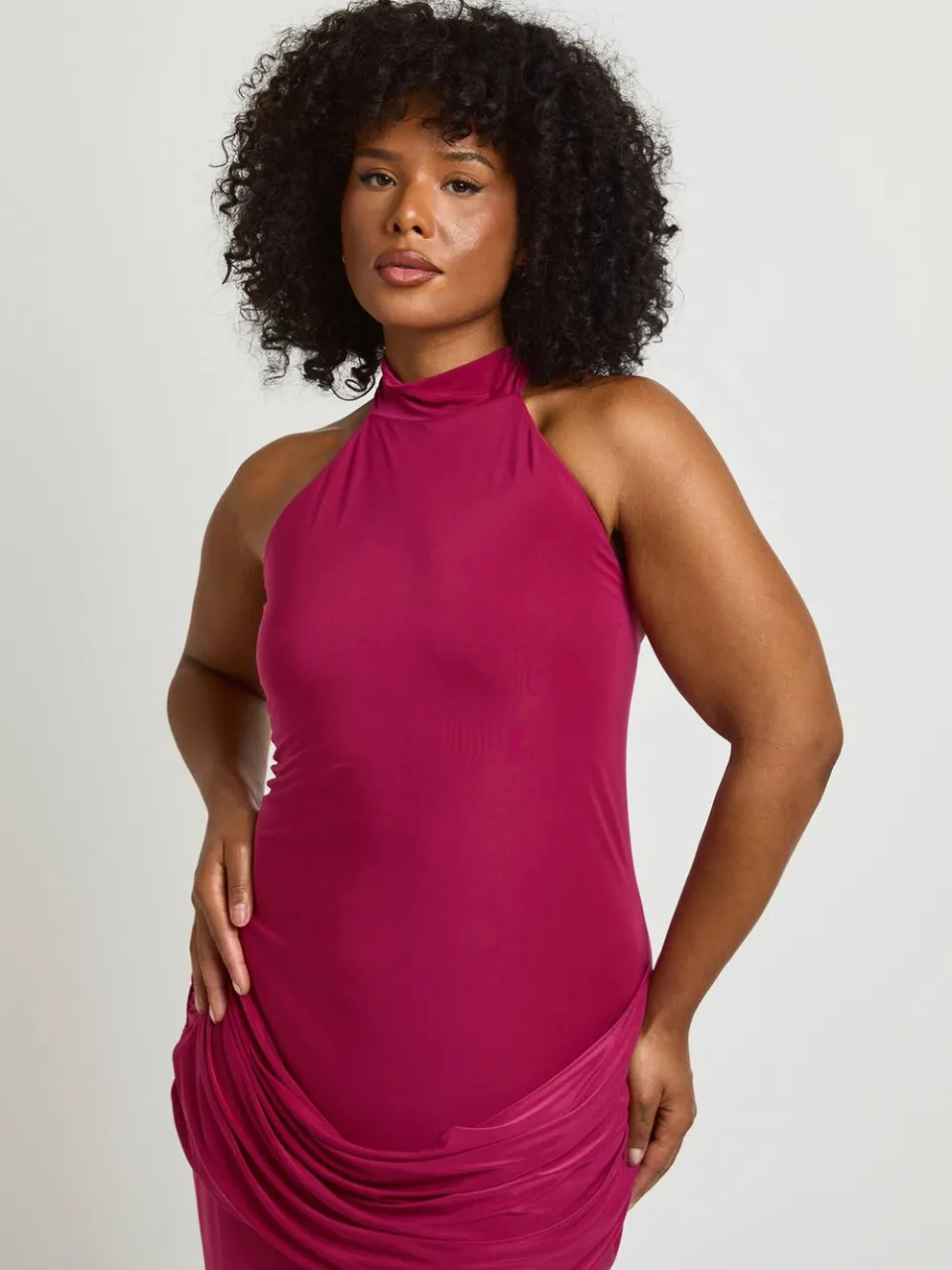 boohoo Dames Plus Hoogsluitende Mouwloze Maxi-jurk Met Drapeerdetail roze, foto 2