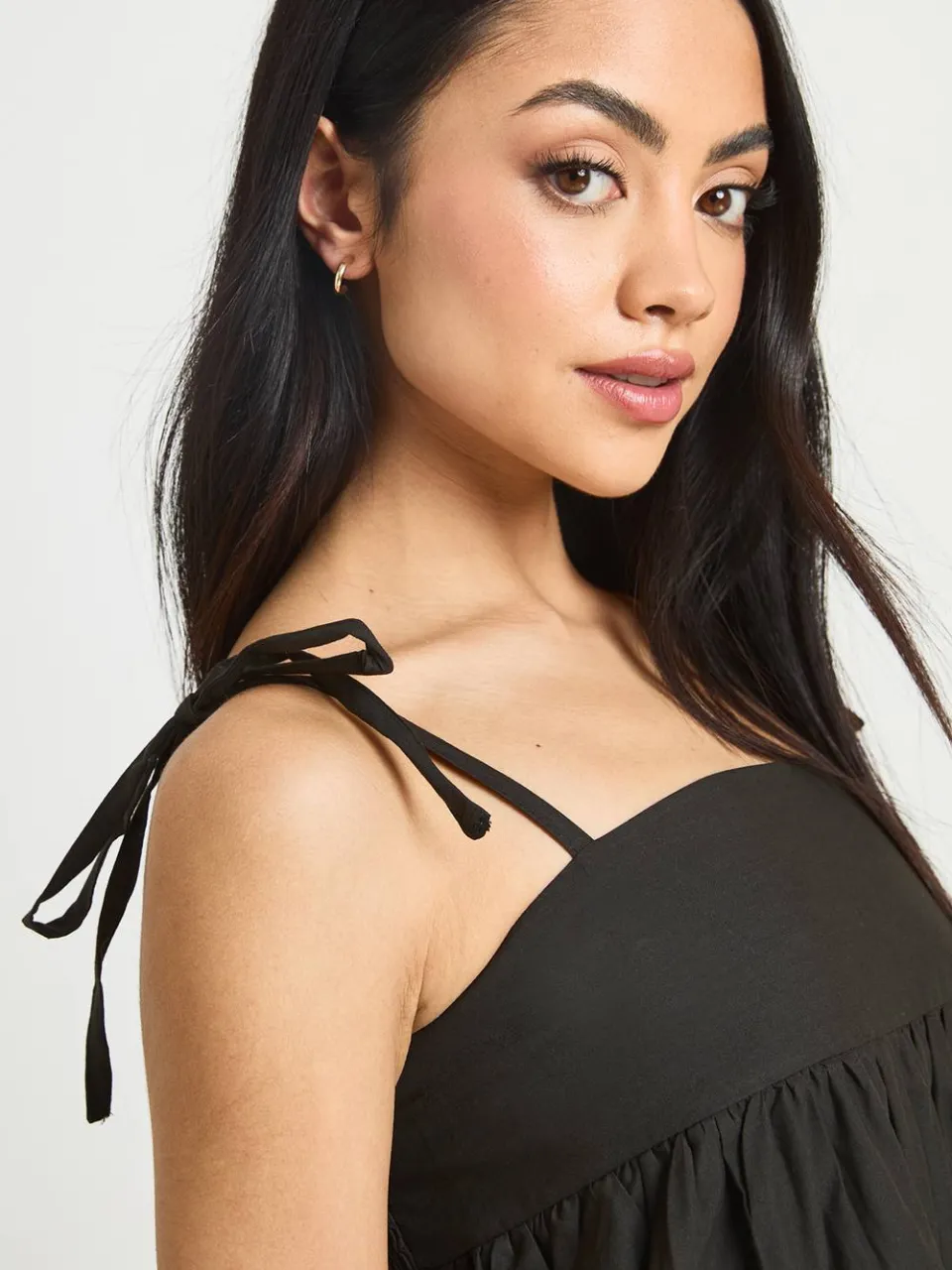 boohoo Dames Katoenen Popeline Pofbal Mini Jurk zwart, foto 4