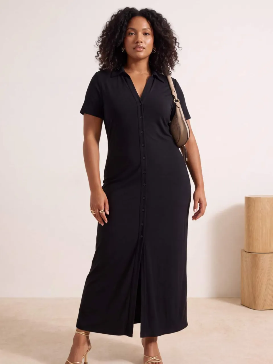 Trendyol Curve Dames Zwart Effen Maxi Kort Recht Grote maten Jurk