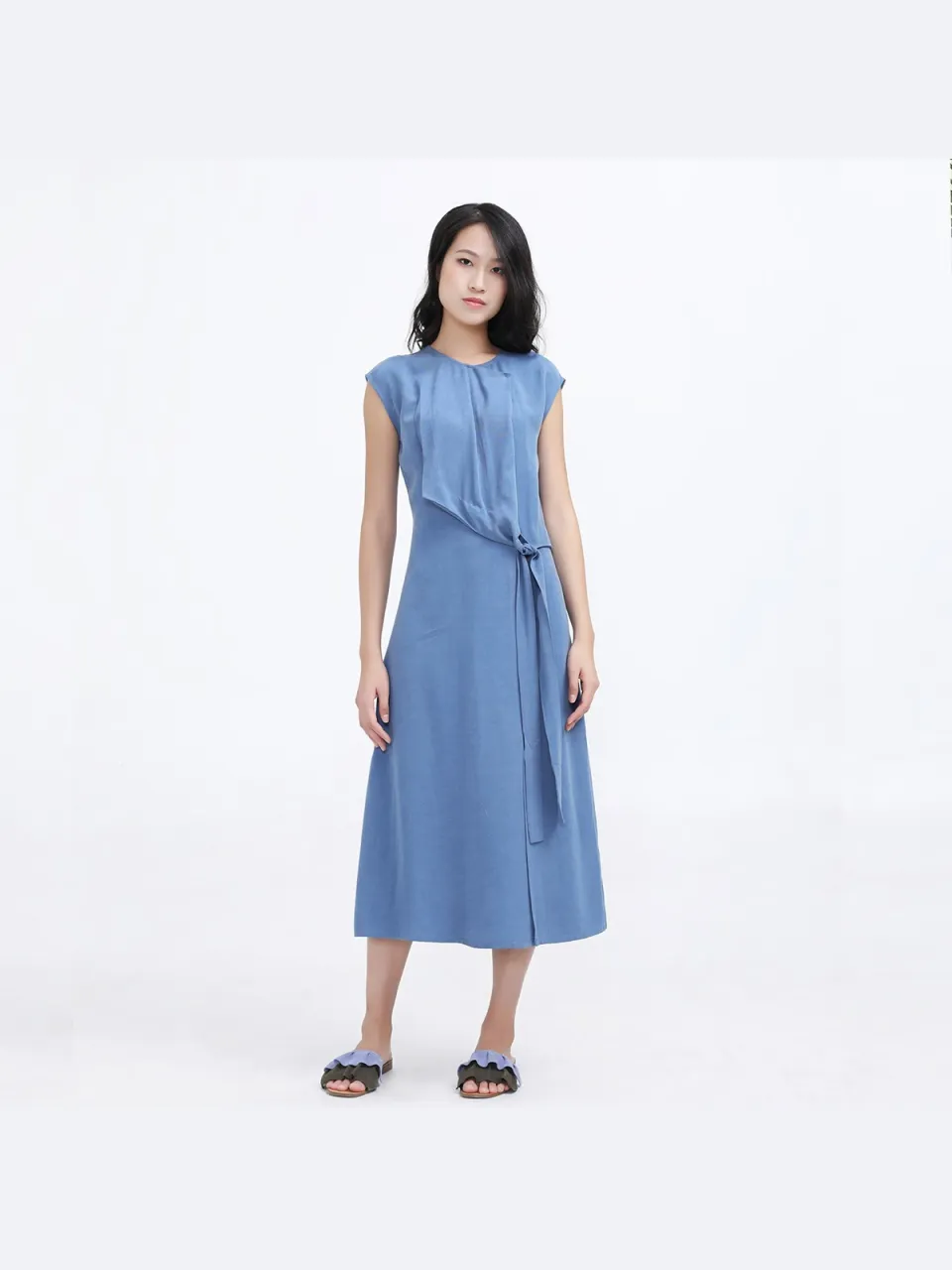 Smart & Joy Side Tie minimalistische midi -jurk Hemelsblauw
