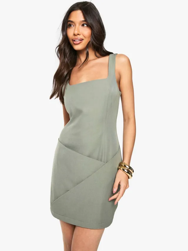 boohoo Dames Op maat gemaakte mouwloze mini-jurk met wrapzoomdetail Kaki