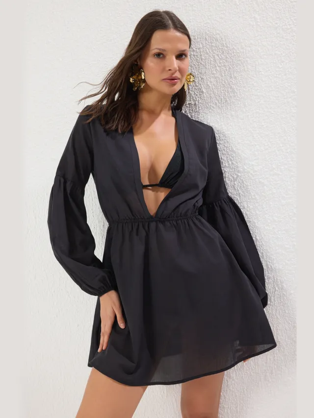 Trendyol TRENDYOLMİLLA Dames Zwart Effen Extra Kort / Super Mini Lang Strandkleding Skater Strandjurken