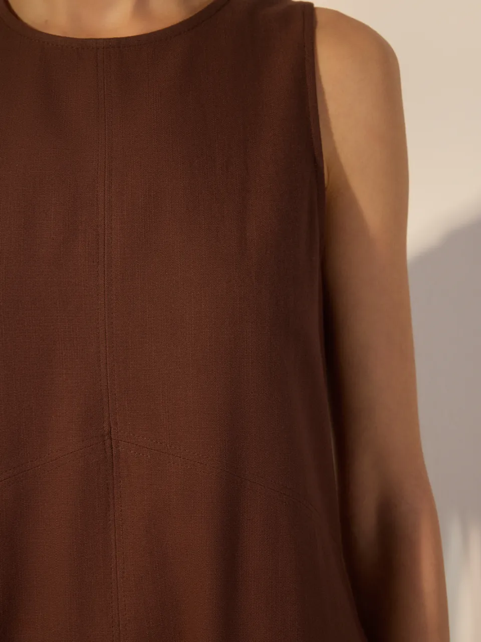 Trendyol TRENDYOLMİLLA Dames Bruin Effen Midi Mouwloos Casual A-lijn Jurken, foto 2