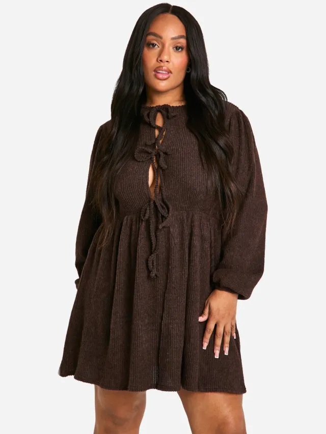 boohoo Dames Plus zachte rib tie-front smockjurk mokka, foto 3