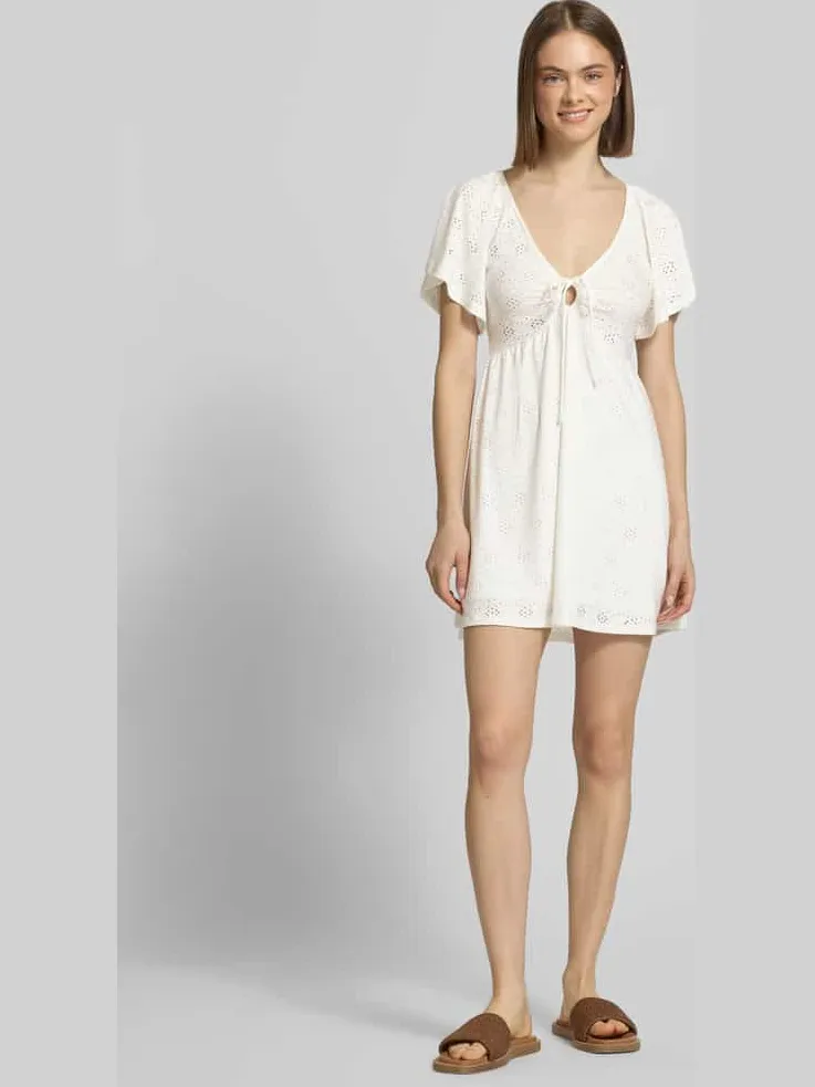 Only Getailleerde vrijetijdsjurk met etskanteffect model 'SMILLA' Offwhite