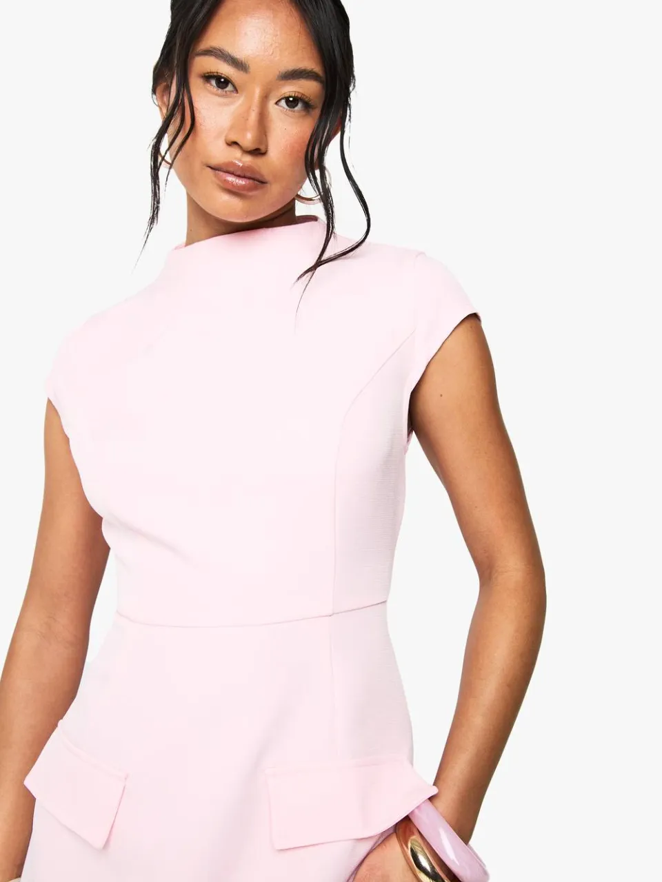 boohoo Dames High Neck Structured Tailored Mini Dress baby roze, foto 4