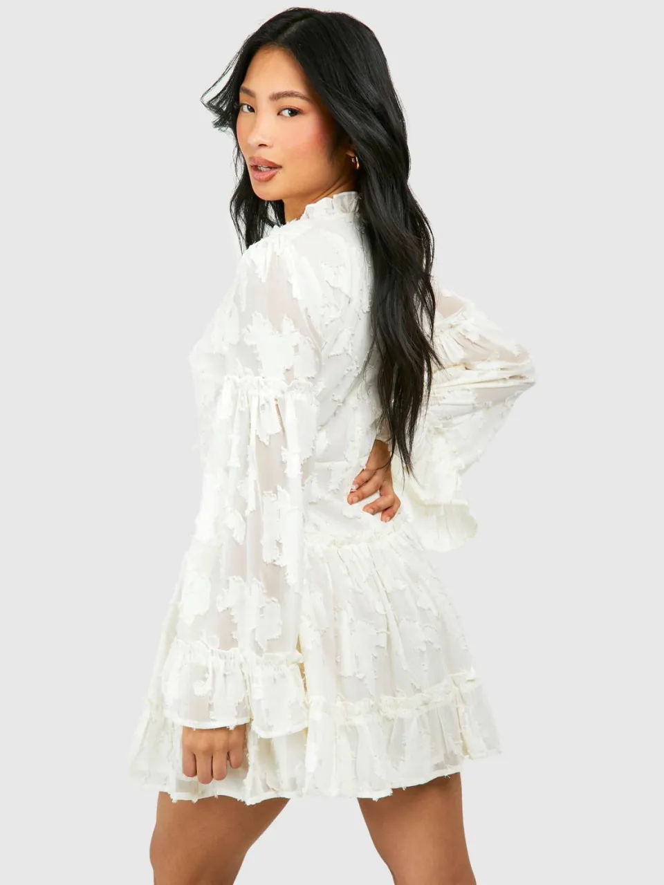 boohoo Dames Petite Burnout Frill Minijurk ivoor, foto 2