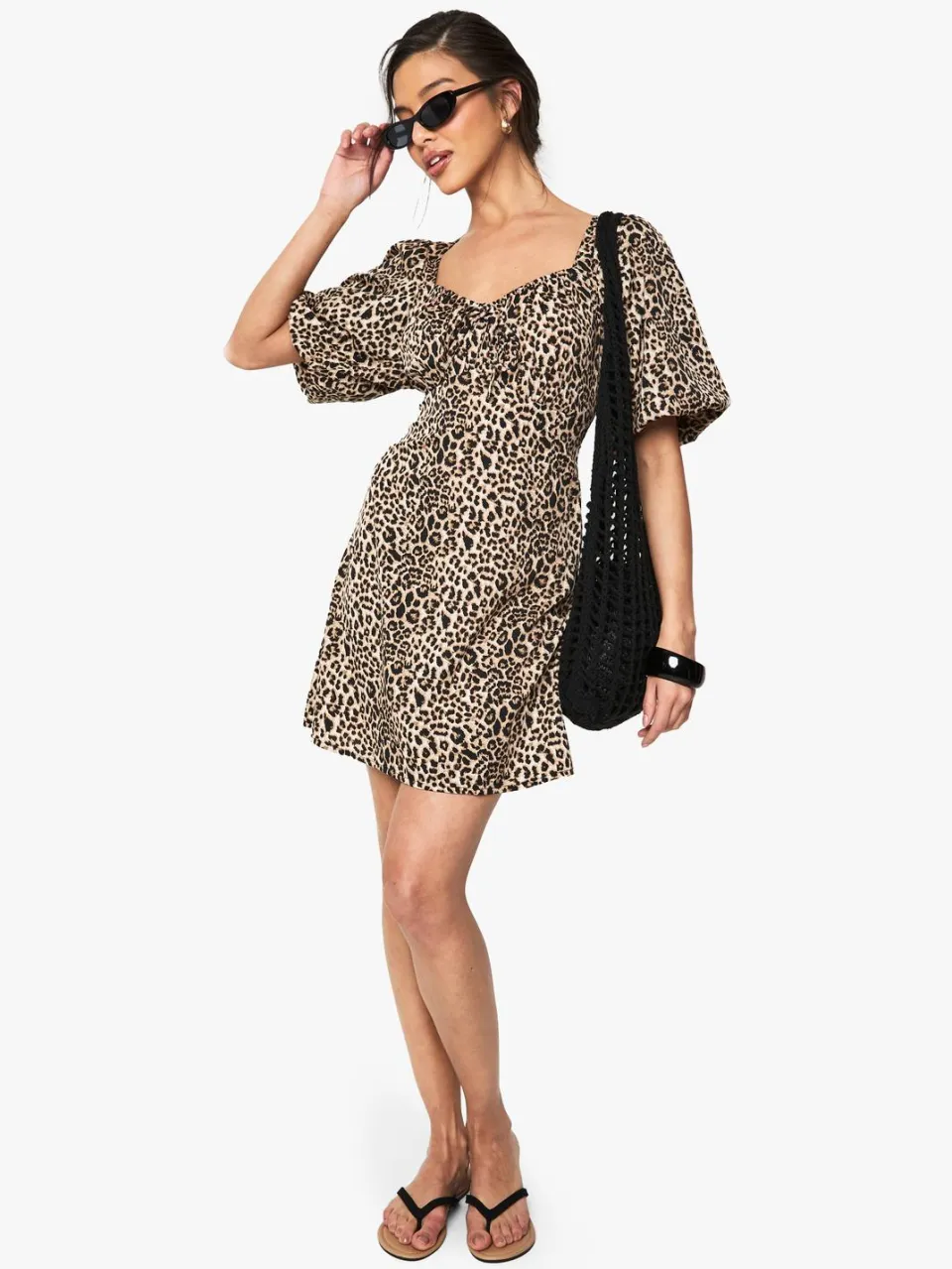 boohoo Dames Leopard Puff Mouw Mini Jurk bruin, foto 3