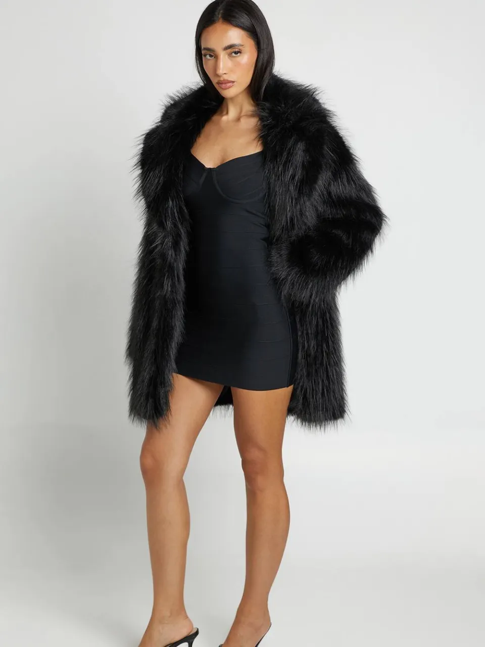 boohoo Dames Premium Bandage Jurk Met Onderbuste Detail Mini Zwart