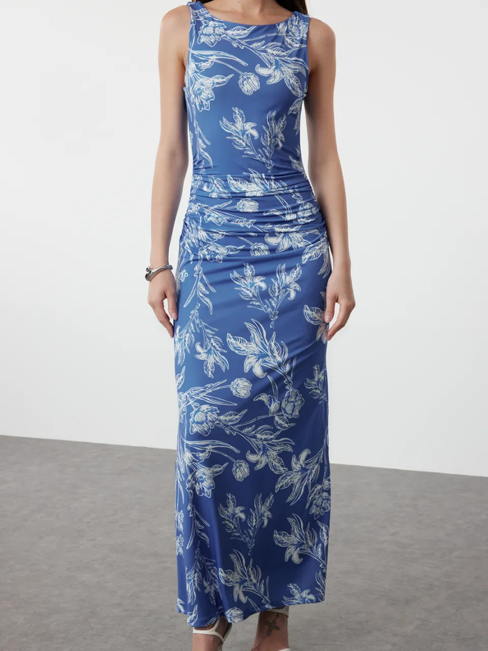 Trendyol TRENDYOLMİLLA Dames Blauw Bloemen Maxi Mouwloos Avond / Dagelijks A-lijn Jurken, foto 2