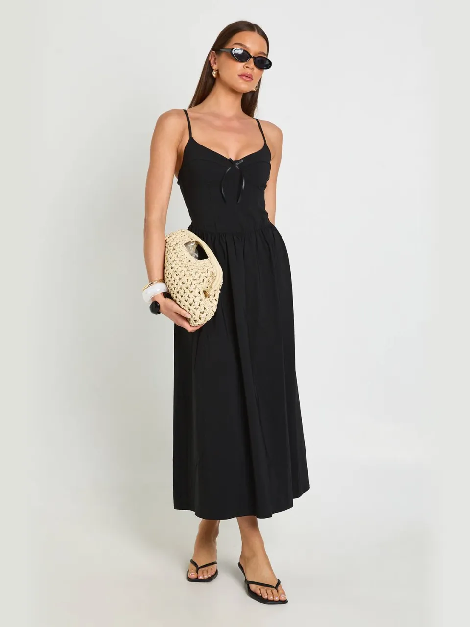boohoo Dames Bengaline Jurk Met Bustecup Detail En Spaghettibandjes In Midaxi Lengte zwart, foto 2