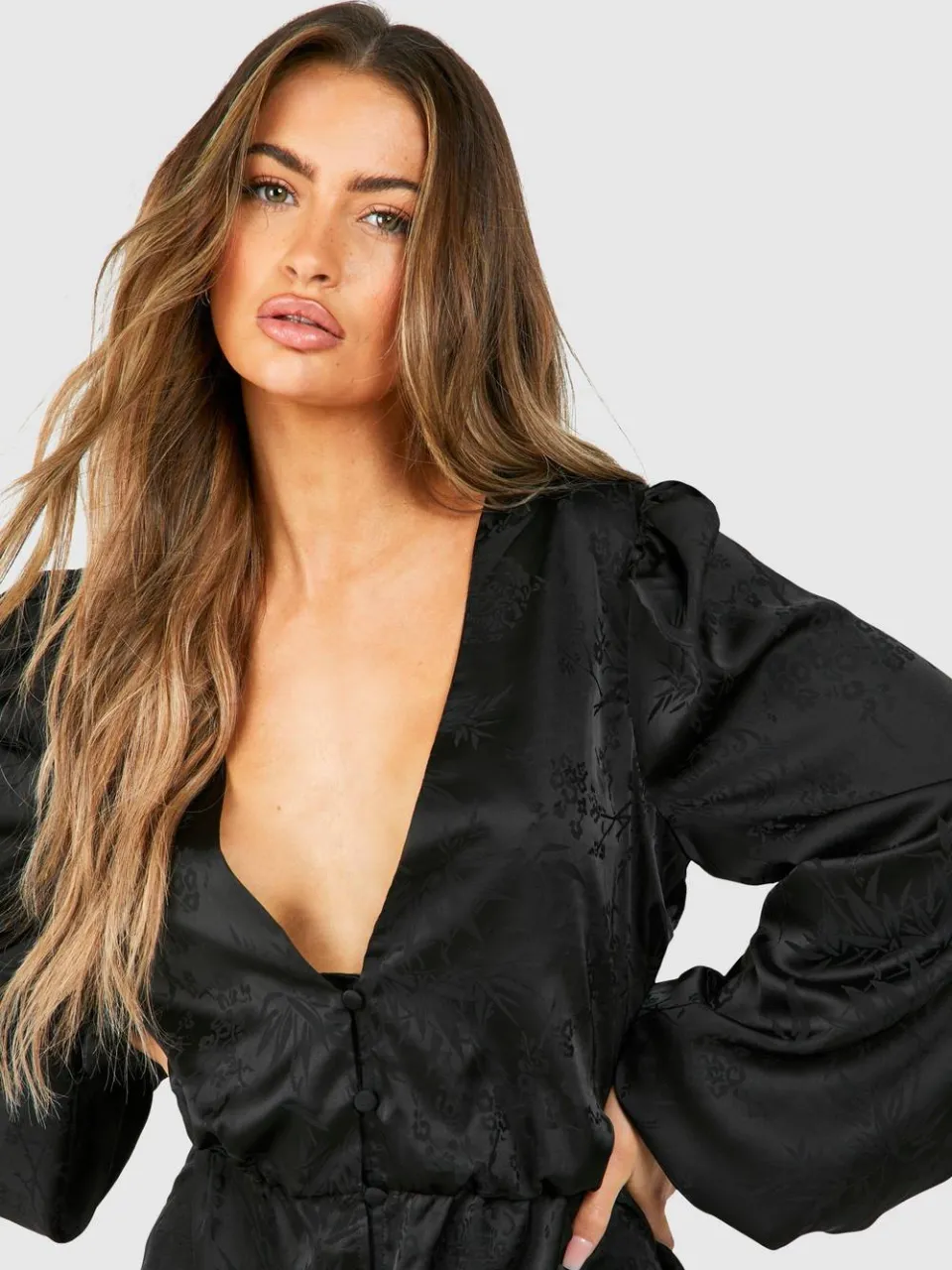 boohoo Dames Jaquard Blouson Sleeve Mini Dress zwart, foto 4