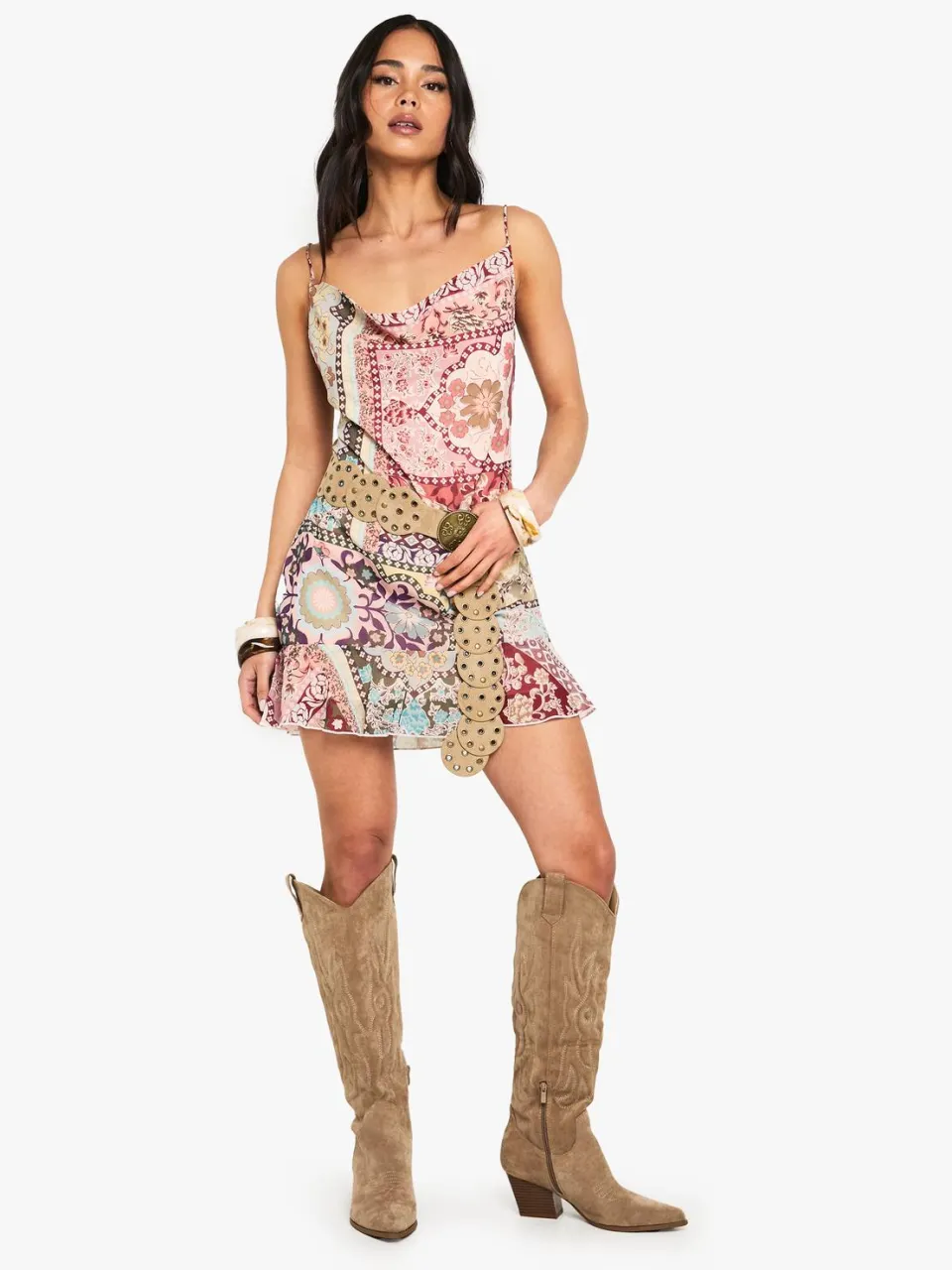 boohoo Dames Paisley Chiffon Mini Jurk Lichtroze