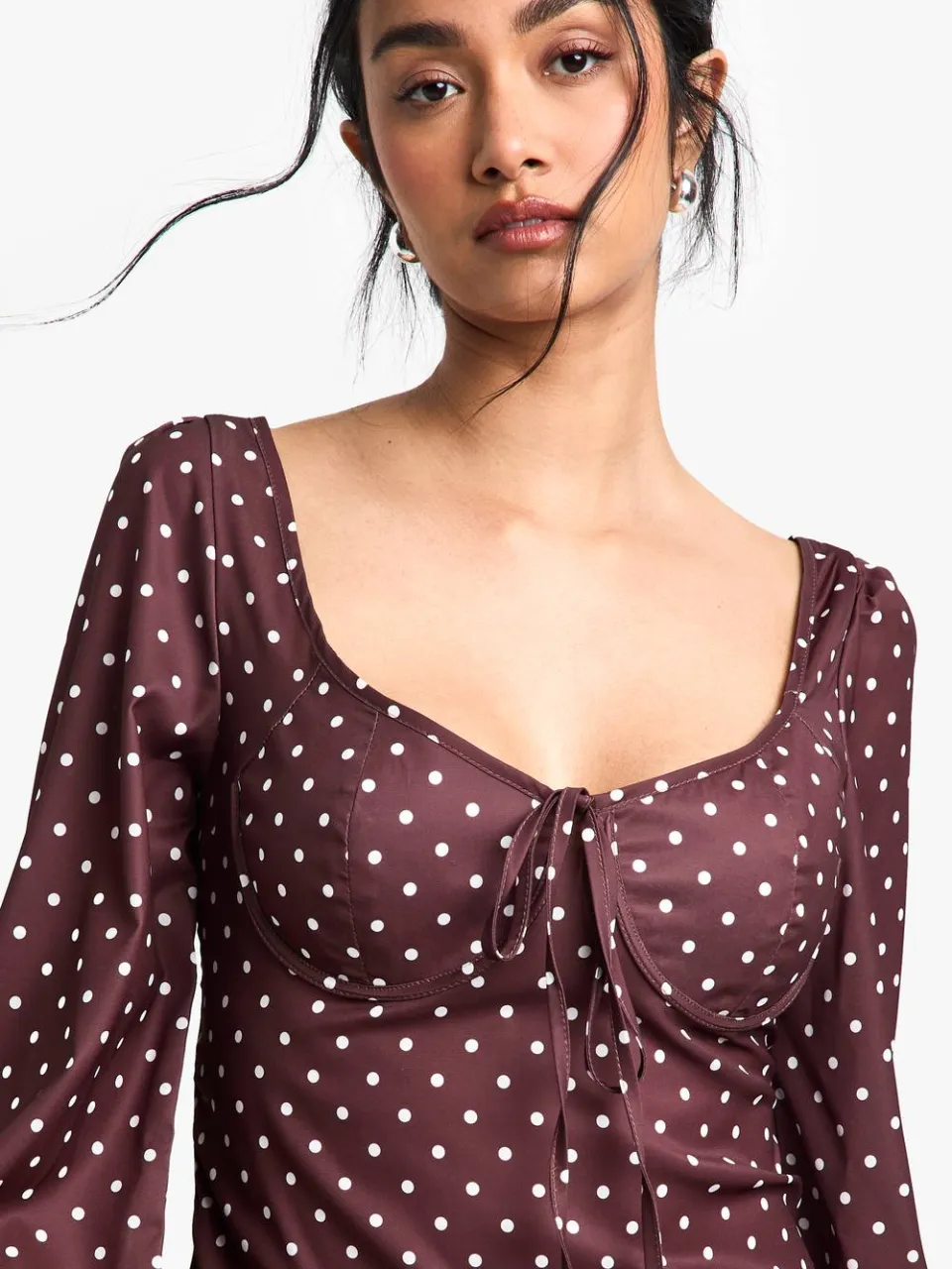 boohoo Dames Polkadot Melkmeisje Mini-Jurk bruin, foto 4
