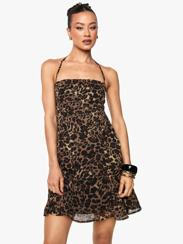 boohoo Dames Lange mini-jurk met leopardenprint in chiffon, bandjes, vierkante hals en geraffeld bovenstuk Bruin