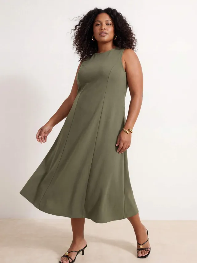 Trendyol Curve Dames Kaki Effen Midi Mouwloos Casual A-lijn Grote maten Jurk