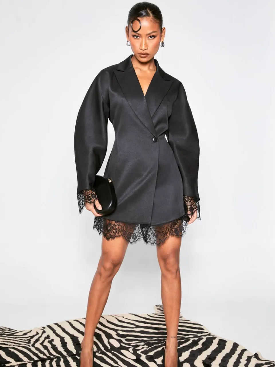 boohoo Dames Gestructureerde Blazer Jurk met Kanten Zoom zwart, foto 3