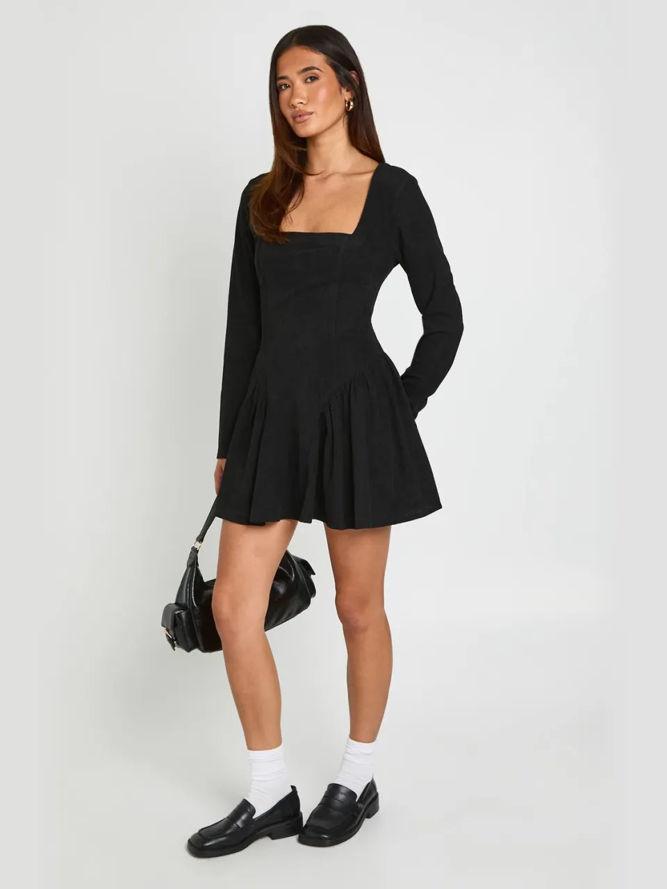 boohoo Dames Ribfluwelen Melkmeisjejurk Met Skater Rok zwart, foto 2