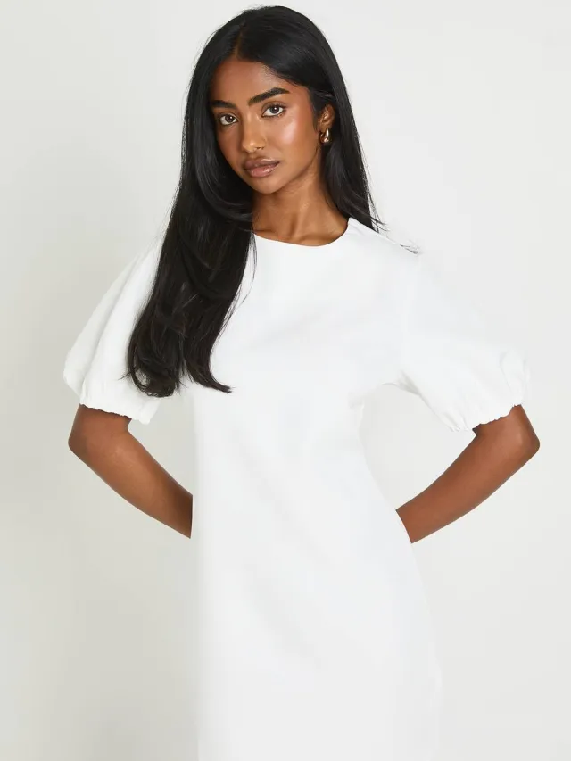 boohoo Dames Getailleerde Pofmouw Shift Jurk Wit
