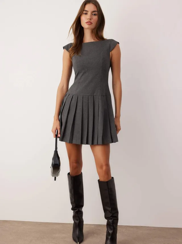 Trendyol TRENDYOLMİLLA Dames Grijs Effen Kort / Mini Mouwloos Casual Skater Jurken