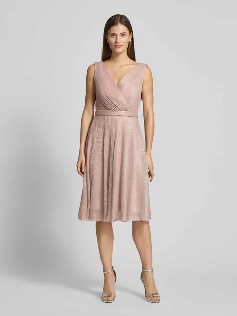 TROYDEN COLLECTION Knielange cocktailjurk met V-hals Rosé