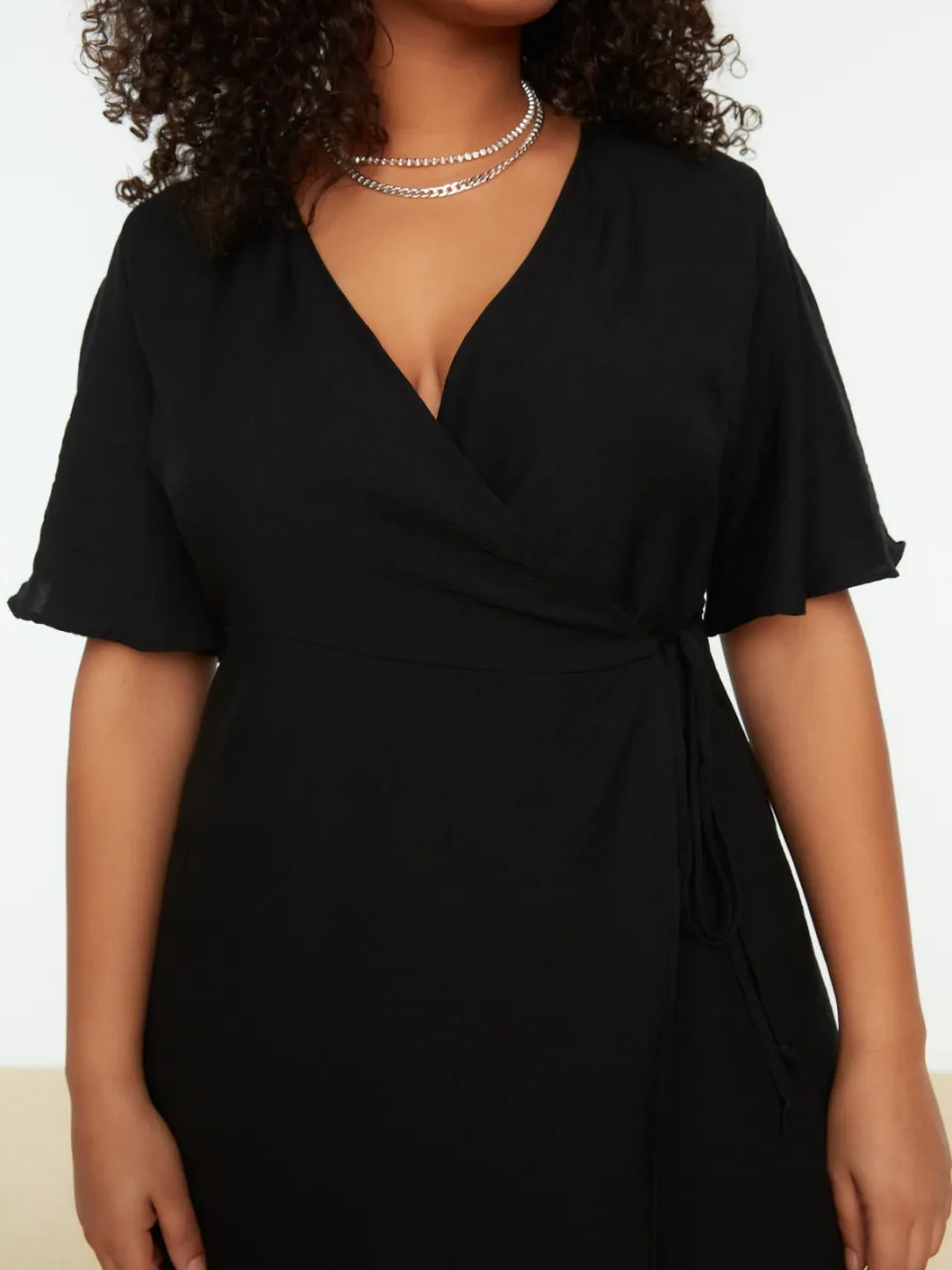 Trendyol Curve Dames Zwart Effen Midi Kort Casual A-lijn Grote maten Jurk, foto 2
