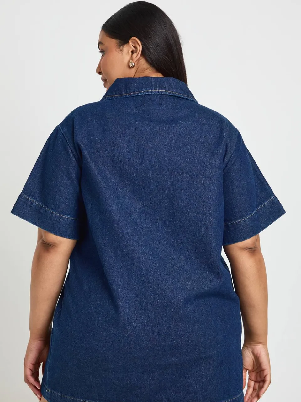 boohoo Dames Plus Boxy Korte Mouw Denim Jurk, foto 2