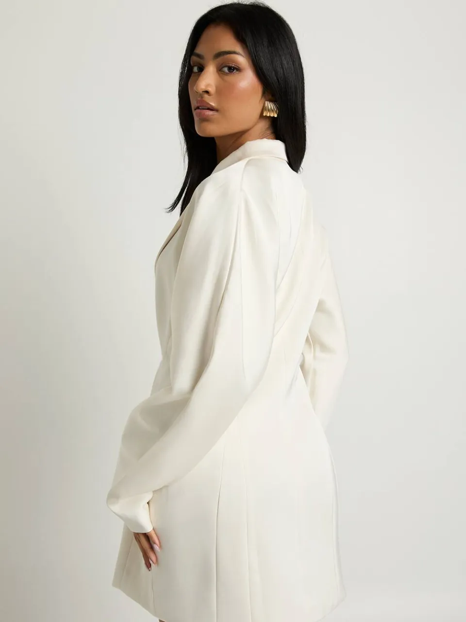 boohoo Dames Blazerjurk met ingezette taille en tonvormige mouwen ivoor, foto 2
