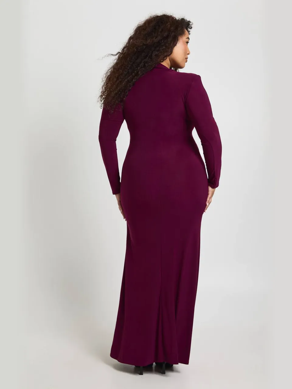 boohoo Dames Plus Schoudervulling Lange Mouw Gedrapeerde Rok Detail Maxi Jurk pruim, foto 2
