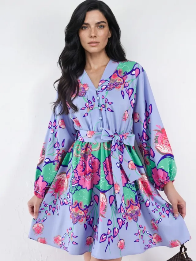 MSN Collection Bloemvormige V-Hals A-Lijn Mini Jurk met Riem Lichtblauw