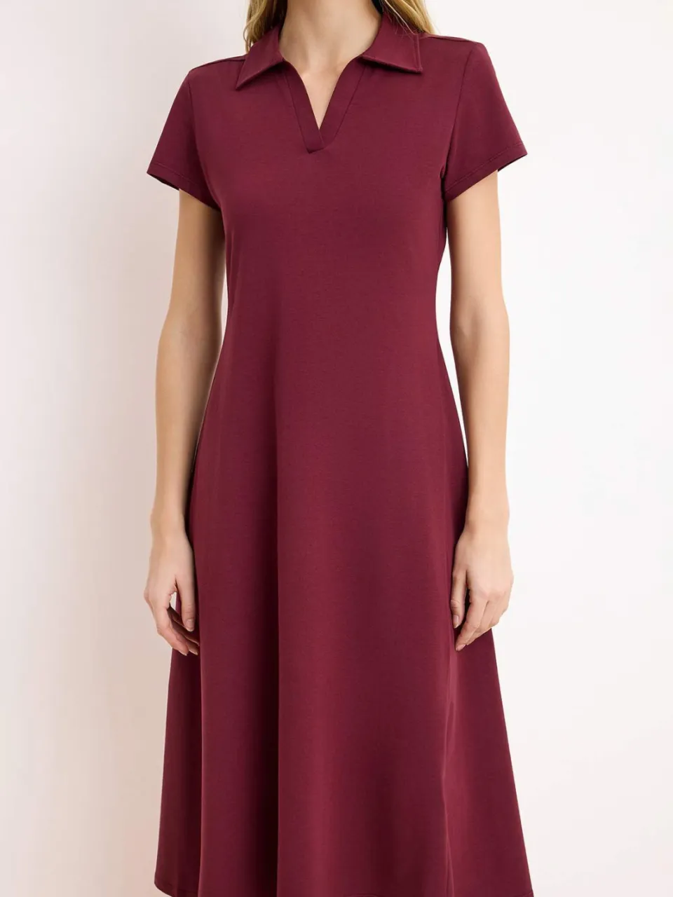 Trendyol TRENDYOLMİLLA Dames Bordeaux Effen Midi Kort Casual A-lijn Jurken, foto 2