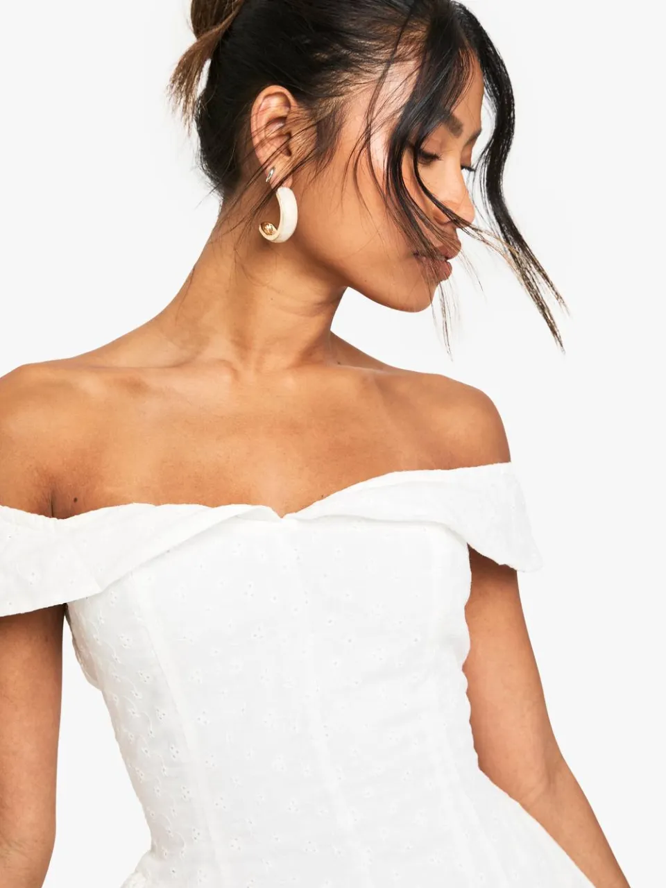 boohoo Dames Broderie Bardot Gestructureerde Skaterjurk wit, foto 4
