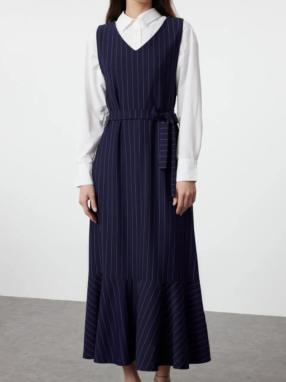 Trendyol Modest Dames Donkerblauw Gestreept Maxi Mouwloos Casual Gilet Modest Jurken marineblauw/blauw, foto 2