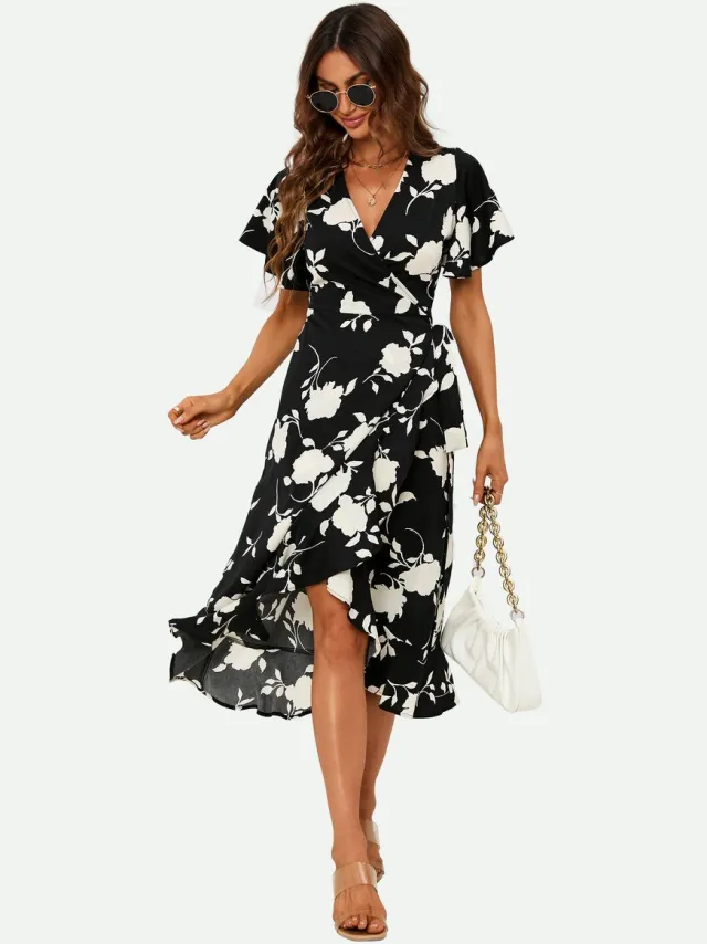 FS Collection Midi-jurk met engelmouwen en wikkelmotief in zwart
