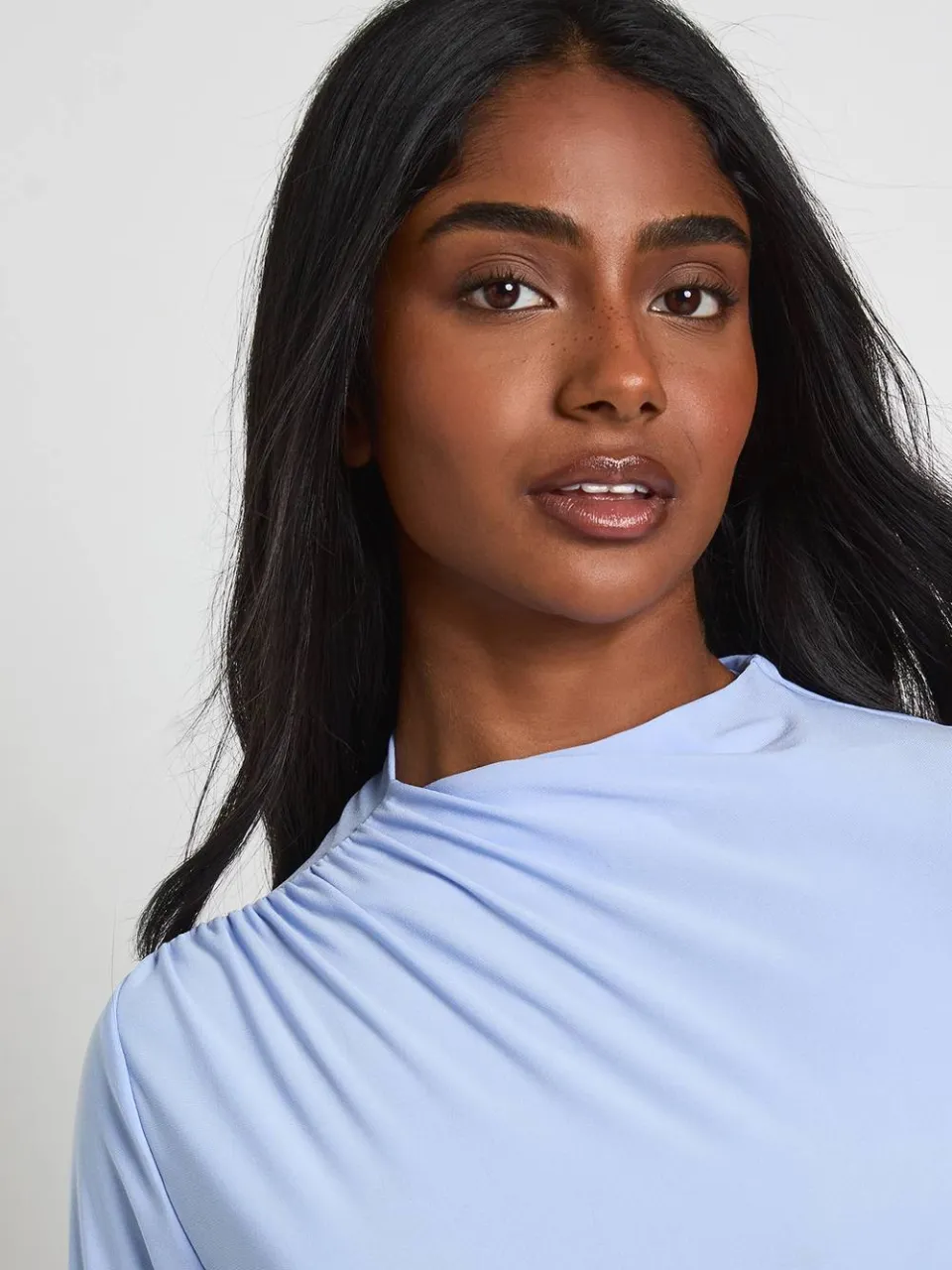 boohoo Dames Mini-jurk Met Lange Mouwen En Gedrapeerde Voorkant babyblauw, foto 4