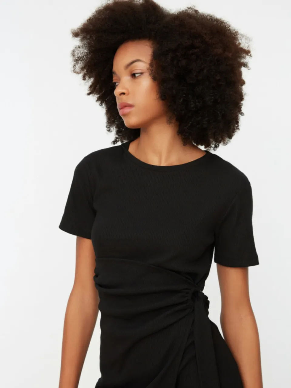 Trendyol TRENDYOLMİLLA Dames Zwart Effen Kort / Mini Kort Casual Bodycon Jurken, foto 2