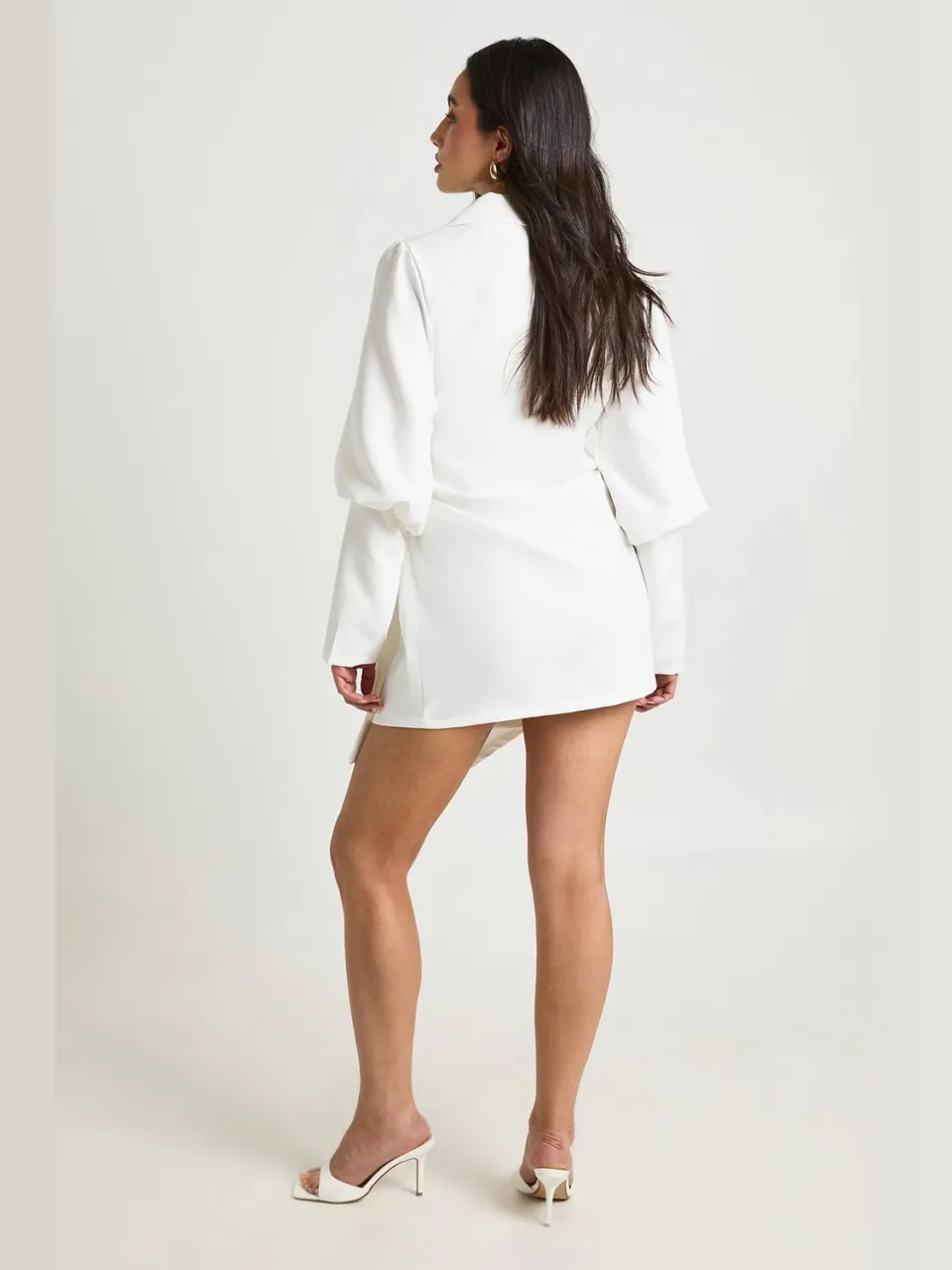 boohoo Dames Blazerjurk Met Volumineuze Mouwen En Strikceintuur ivoor, foto 2