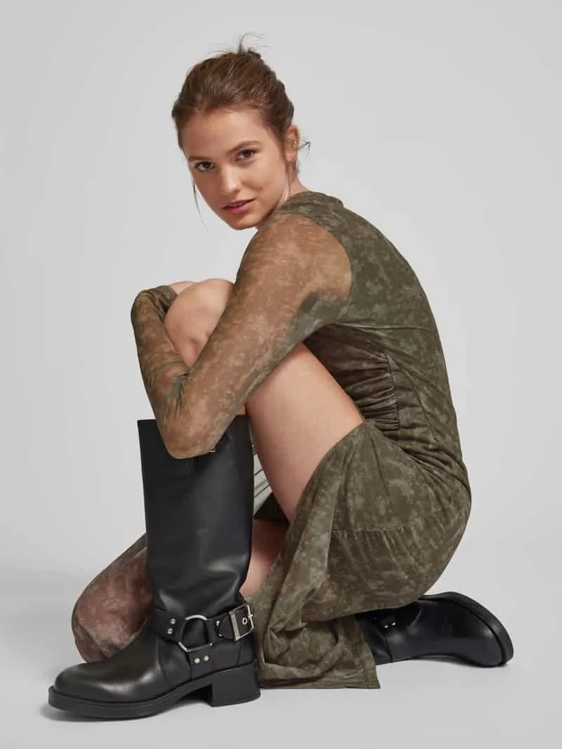 Noisy May Maxi-jurk met plooien, model 'JUDITH' grafiet, foto 3