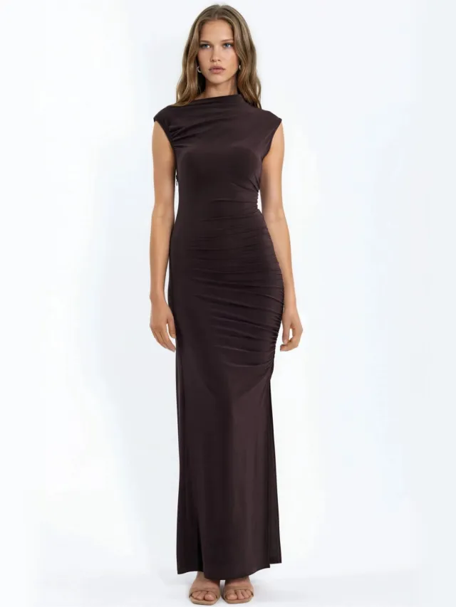 Hiccup Sandy Maxi Jurk met Splitdetails Mokka