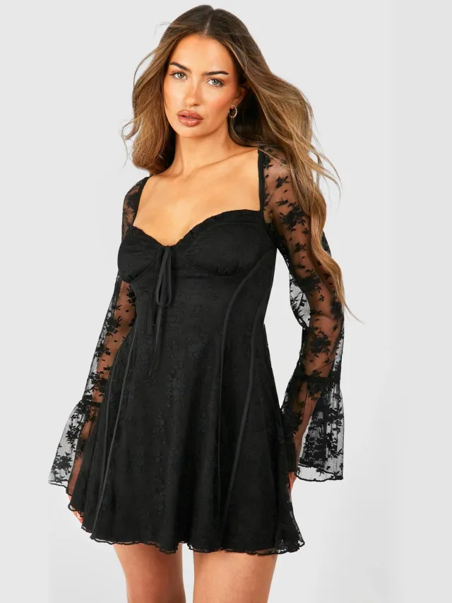 boohoo Dames Kant Babydoll Mini-Jurk met Uitlopende Mouwen Zwart