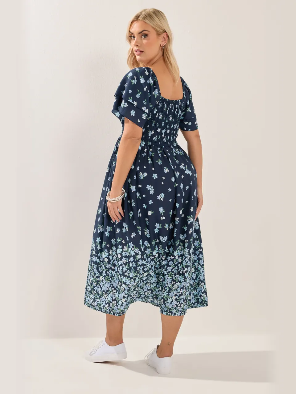 Yours Marineblauwe Maxijurk Met Bloemenprint En Smokwerk, foto 3