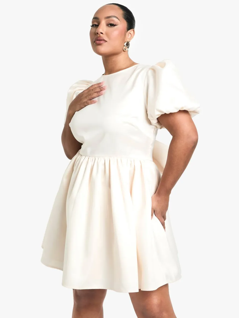 boohoo Dames Plus Taffeta Boog Rug Pofmouwen Skaterjurk ivoor, foto 3